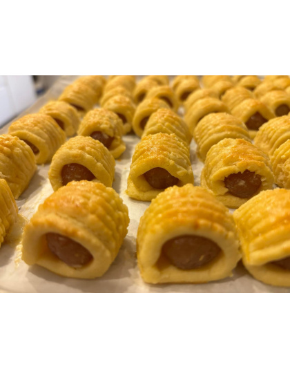 Pineapple Tarts (22 pieces per box)