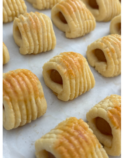 Pineapple Tarts (22 pieces per box)